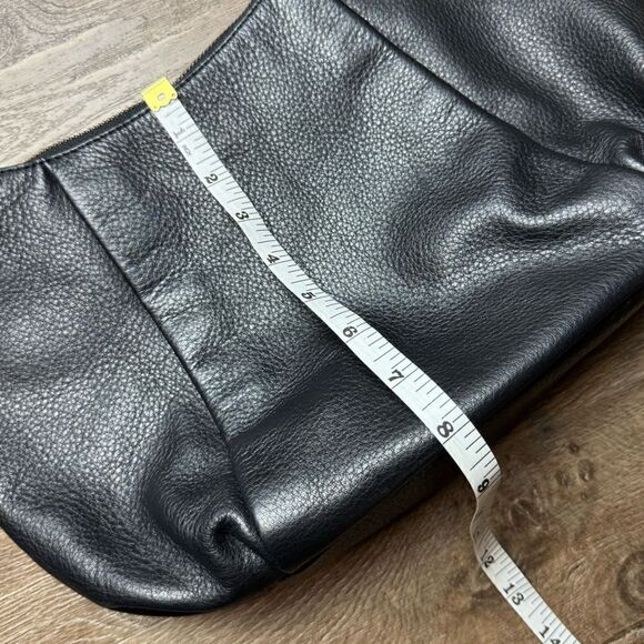 Elliot Lucca | Black Leather Two Way Crossbody Bag‎ - Picture 8 of 11